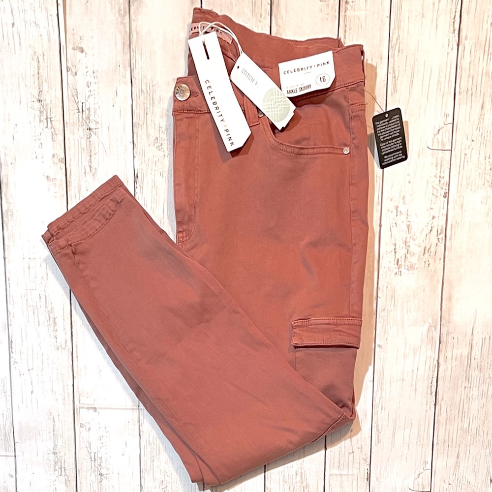 NWT Celebrity Pink skinny cargo pants- 16W